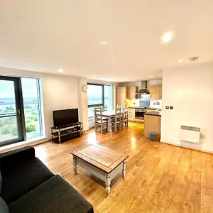Britannia Ocean Park Apartments - Fast Wifi And Free Parking Apartment